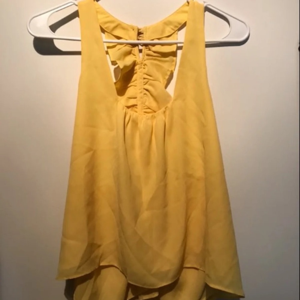 Yellow boutique crop top